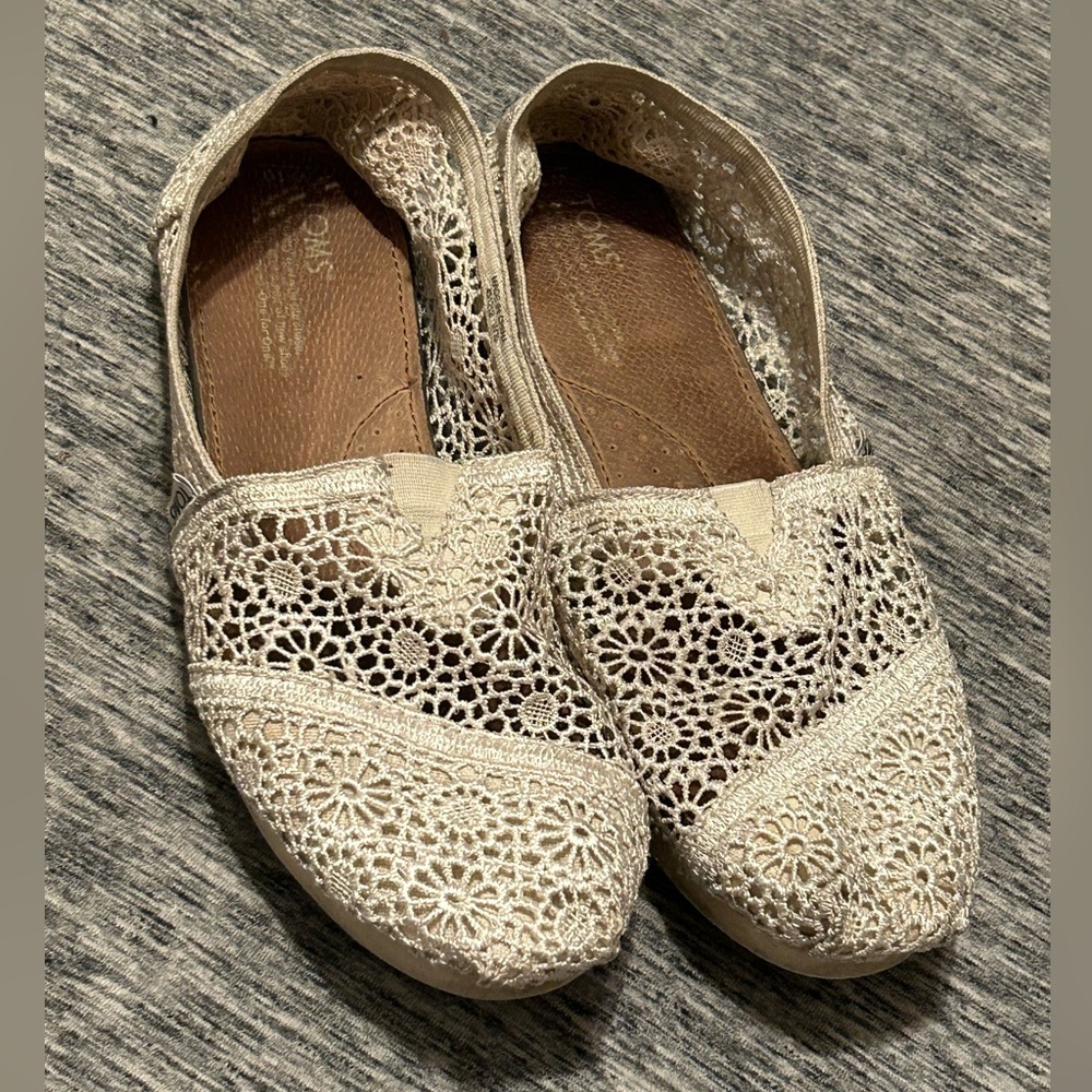Tom’s Ladies Slip On Lace Shoes Size 10 - Picture 3 of 5